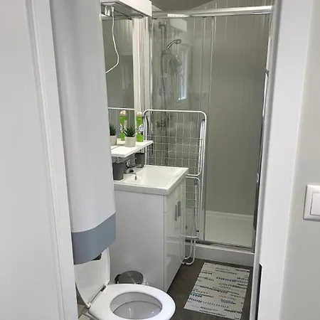 Deluxe Mobilhaz Apartment Balatonederics